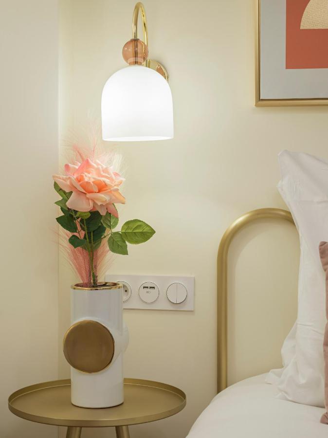 The Margarette Suite Париж Екстериор снимка