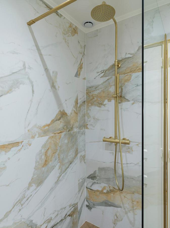 The Margarette Suite Париж Екстериор снимка